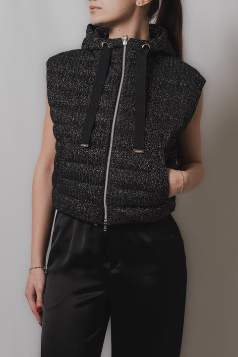 HERNO GILET MICRO CON CAPPUCCIO REALIZZATO NEL TESSUTO TRICOT LUREX