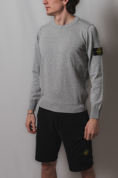 STONE ISLAND MAGLIA GIROCOLLO REALIZZATA NEL CLASSICO COTONE FINEZZA 14 VESTIBILITA  REGULAR