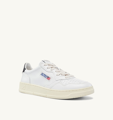 SNEAKERS DE PIEL AUTRY TAB LOGO