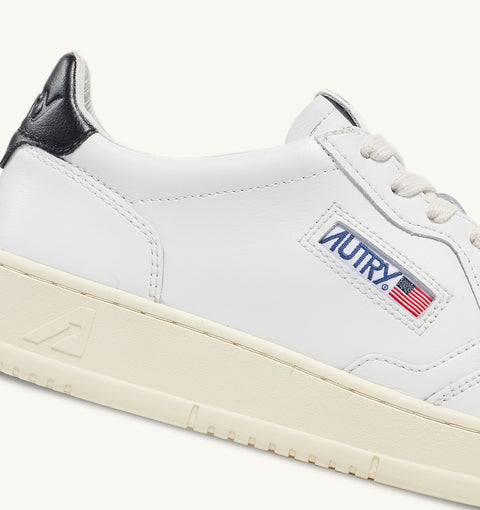 SNEAKERS DE PIEL AUTRY TAB LOGO