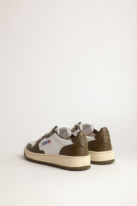 AUTRY SNEAKER PELLE BICOLORE TAB LOGO