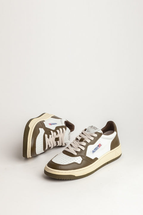 AUTRY SNEAKER PELLE BICOLORE TAB LOGO